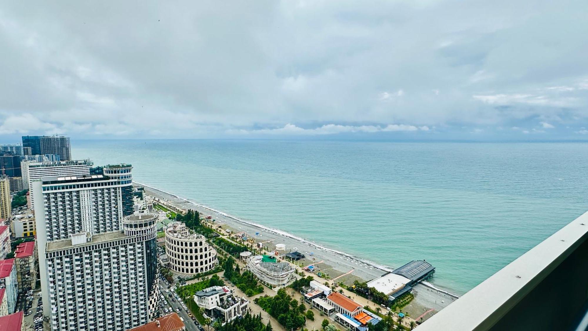 Hotel New Orbi Batumi Exterior foto