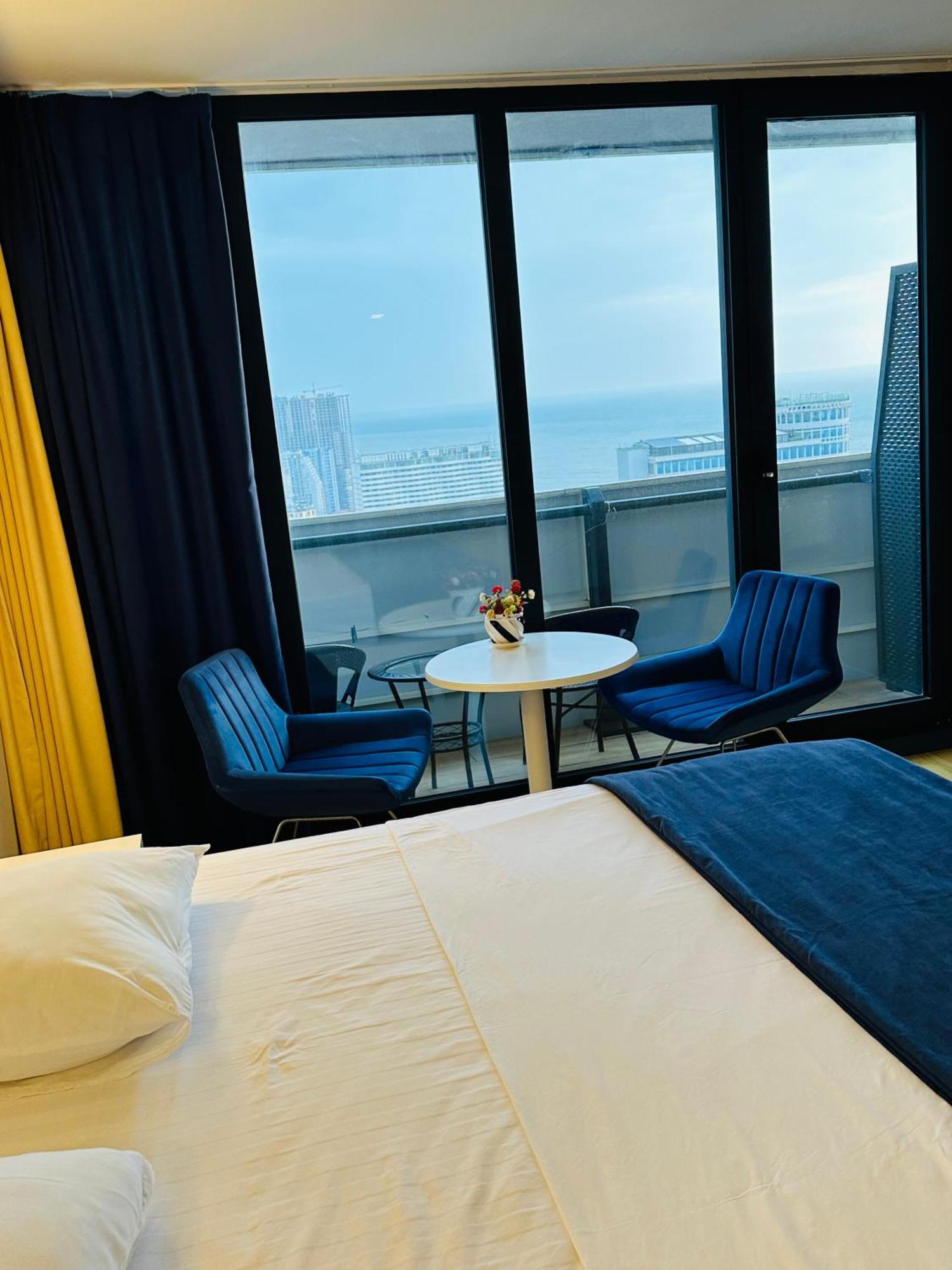 Hotel New Orbi Batumi Exterior foto